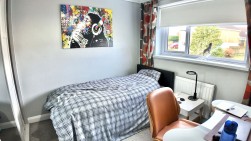 Clyde Close, Pontllanfraith, NP12