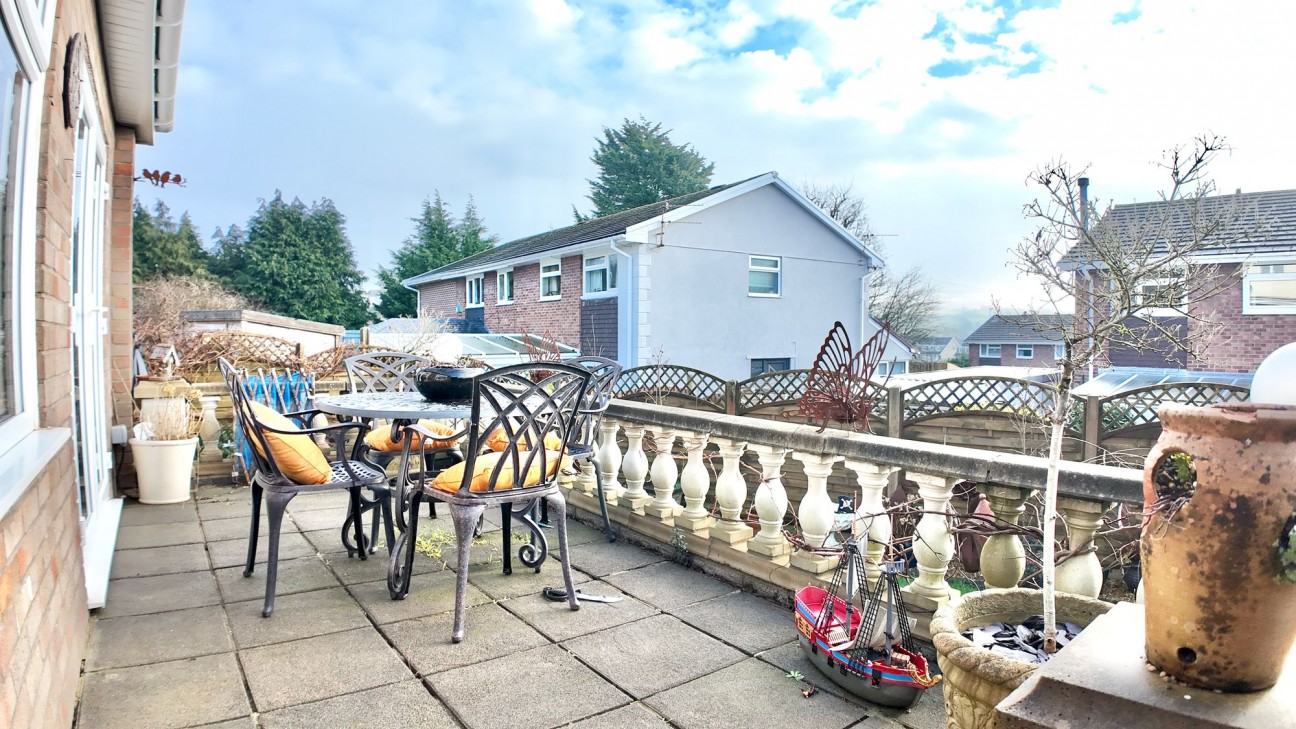 Clyde Close, Pontllanfraith, NP12