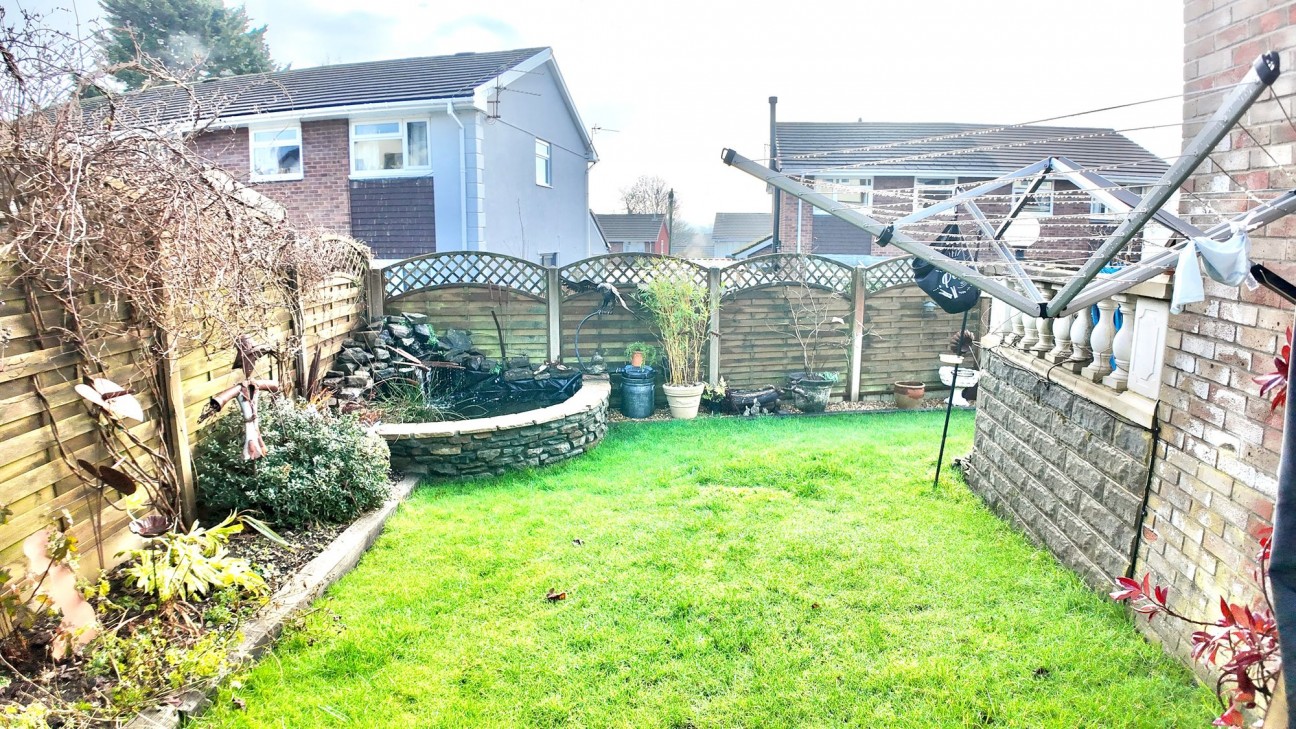 Clyde Close, Pontllanfraith, NP12