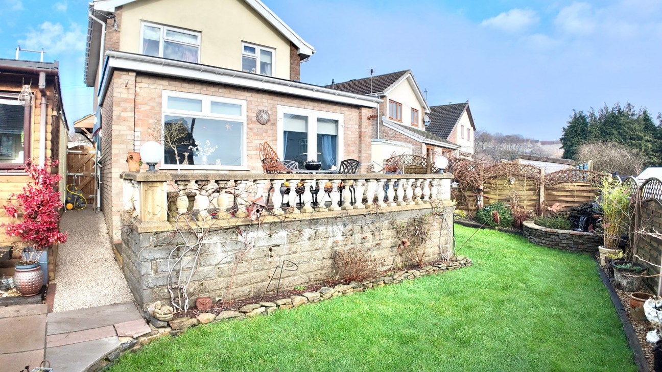 Clyde Close, Pontllanfraith, NP12