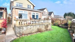 Clyde Close, Pontllanfraith, NP12