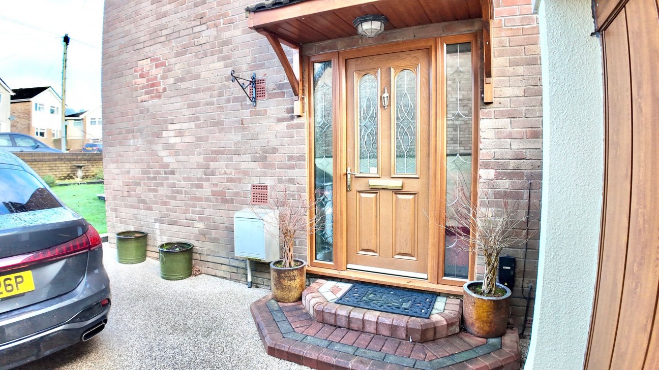 Clyde Close, Pontllanfraith, NP12