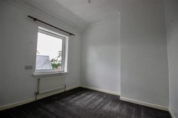 Llwyn-On Crescent, Oakdale, NP12