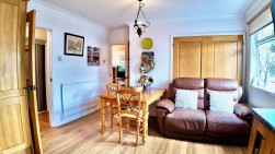 Cwmtorlais Road, Newbridge, NP11