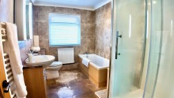 Cwmtorlais Road, Newbridge, NP11