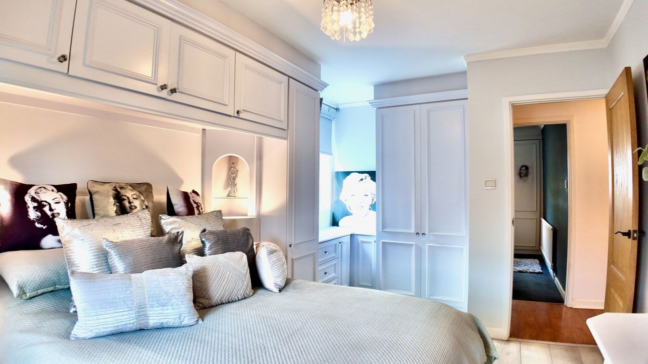 Cwmtorlais Road, Newbridge, NP11