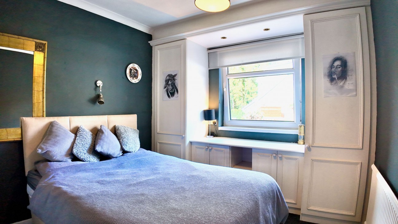 Cwmtorlais Road, Newbridge, NP11