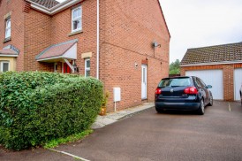 Blacksmith Close, Oakdale, NP12