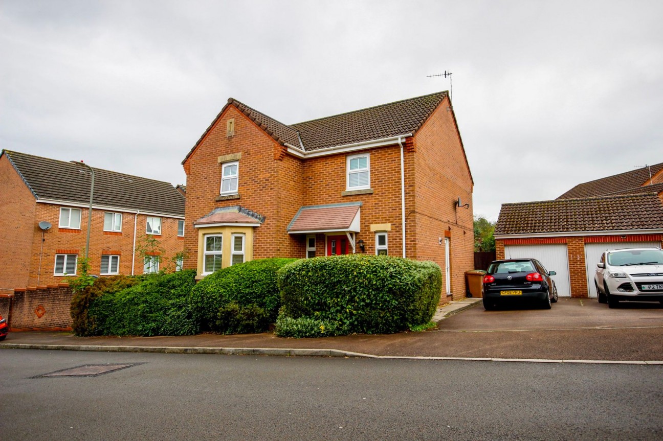 Blacksmith Close, Oakdale, NP12