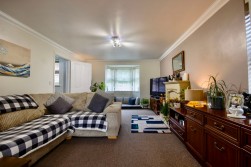 Blacksmith Close, Oakdale, NP12