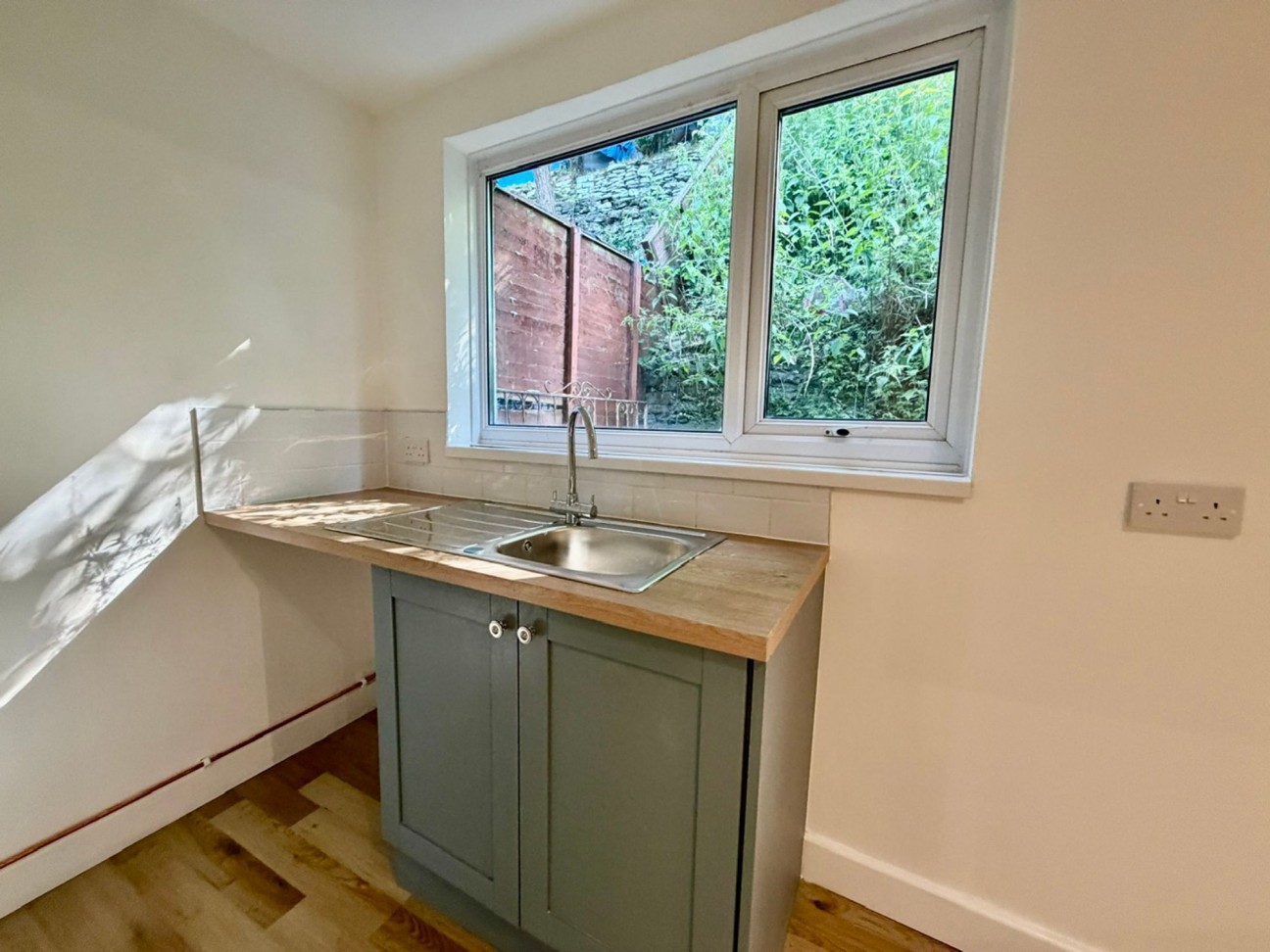 Powells Terrace, New Tredegar, NP24