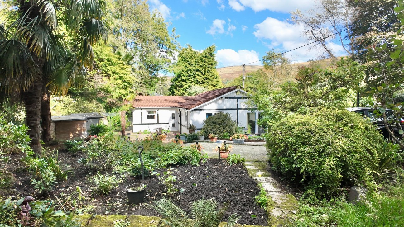 Tylacoch Place, Treorchy, CF42