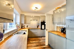Mandeville Road, Bonnie View, NP12