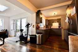 Mandeville Road, Bonnie View, NP12