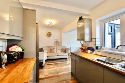 Mandeville Road, Bonnie View, NP12