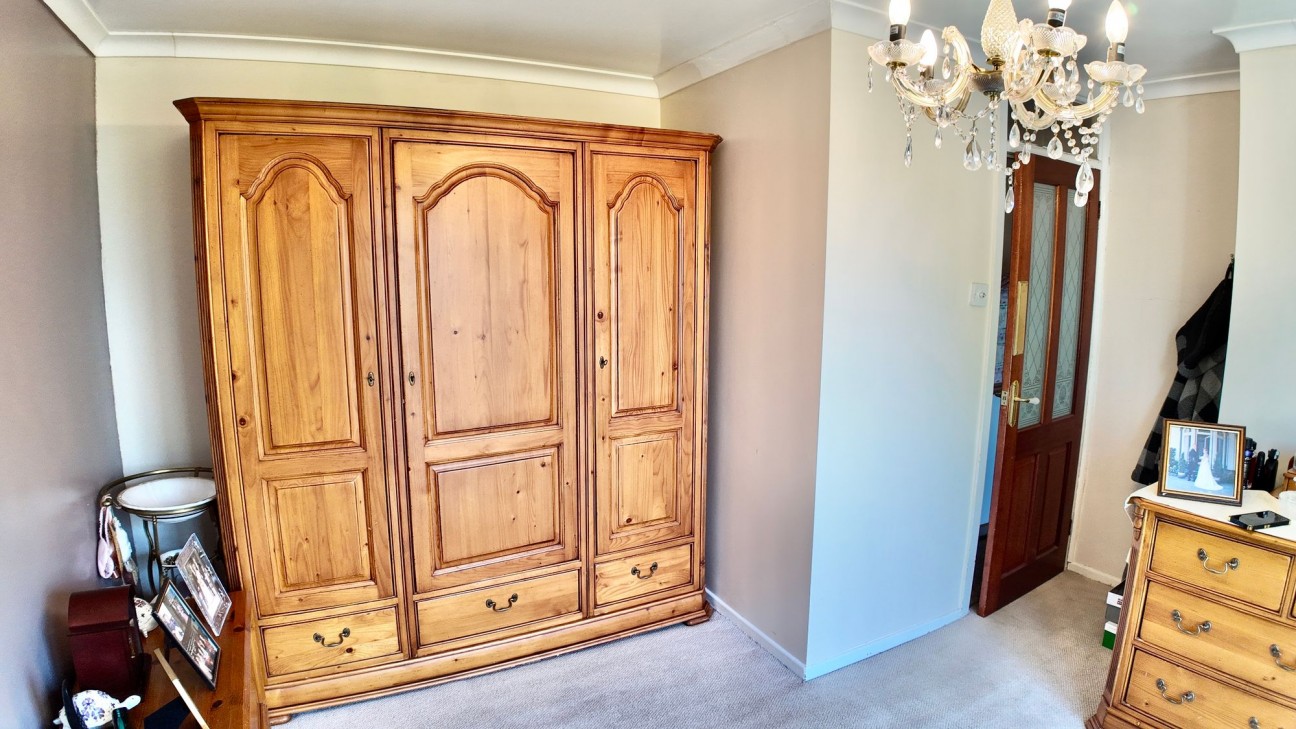 Elm Court, Newbridge, NP11