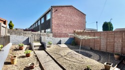 Elm Court, Newbridge, NP11