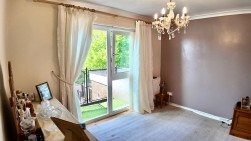 Elm Court, Newbridge, NP11