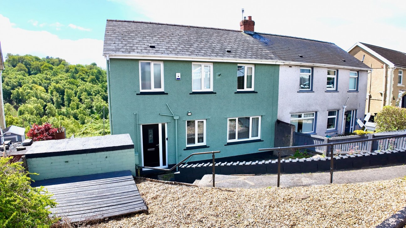 Bronawelon Terrace, Crumlin, NP11