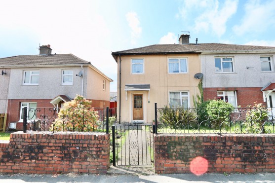 Trinant Terrace, Pentwyn Crumlin, NP11