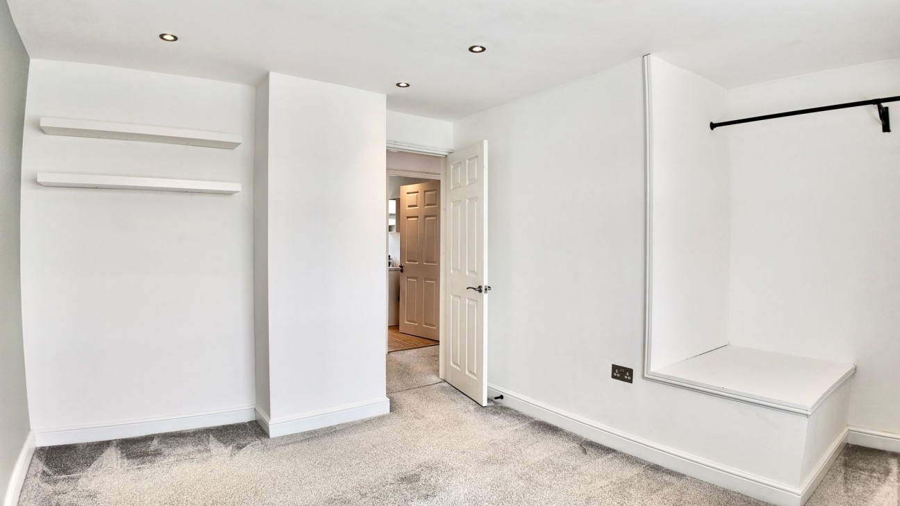 Brynmynach Avenue, Ystrad Mynach, CF82
