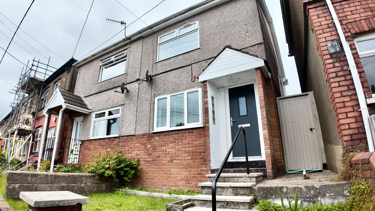 Brynmynach Avenue, Ystrad Mynach, CF82