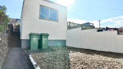 Commercial Street, Aberbargoed, CF81