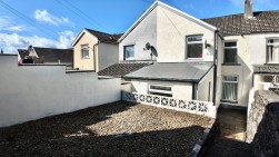 Commercial Street, Aberbargoed, CF81