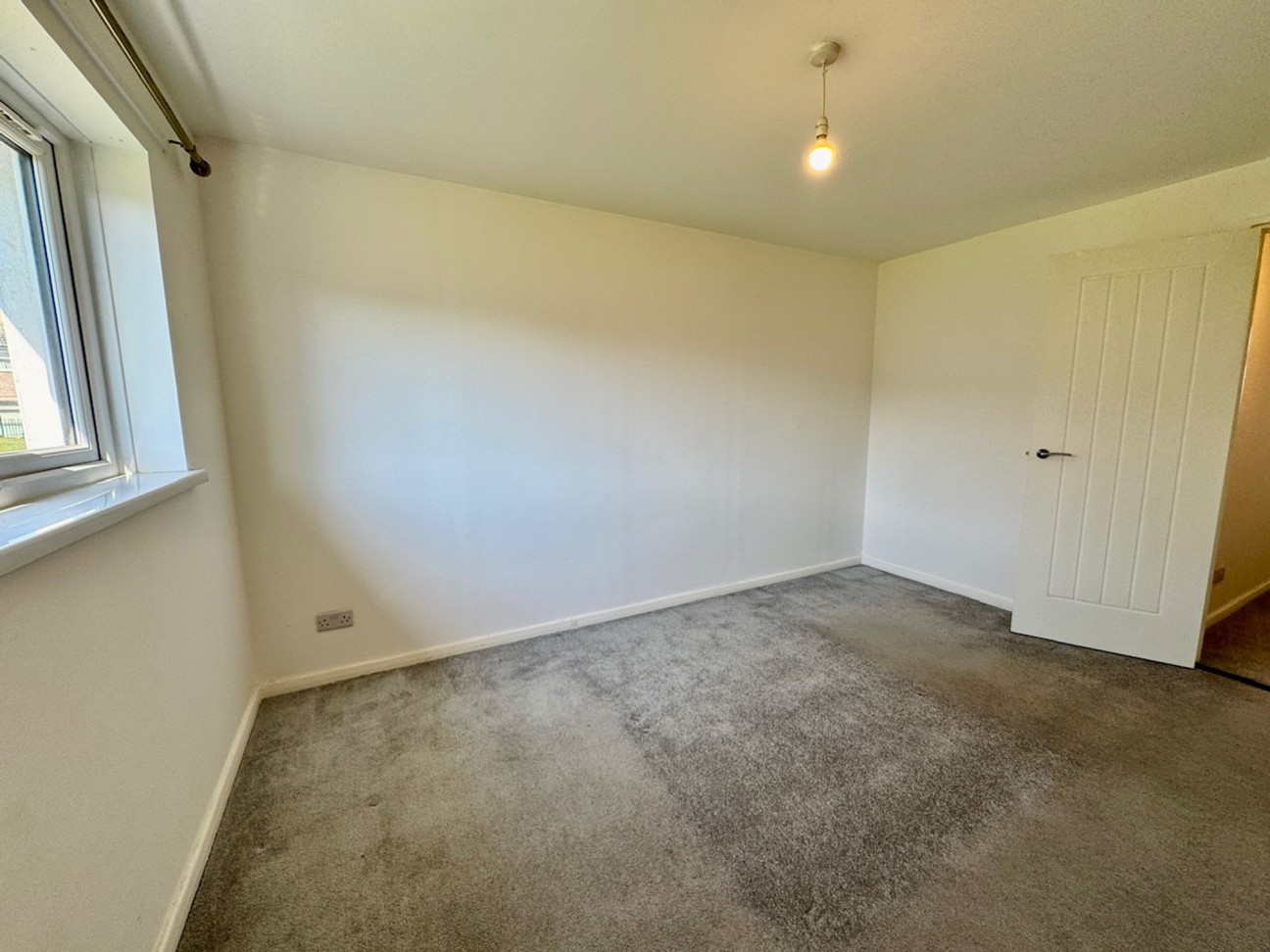 Heol Caradoc, Bargoed, CF81