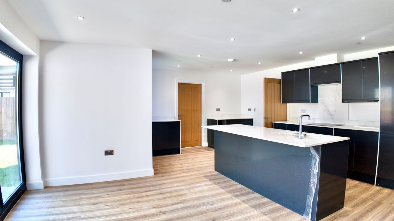 Albertina Court, Albertina Road, NP11