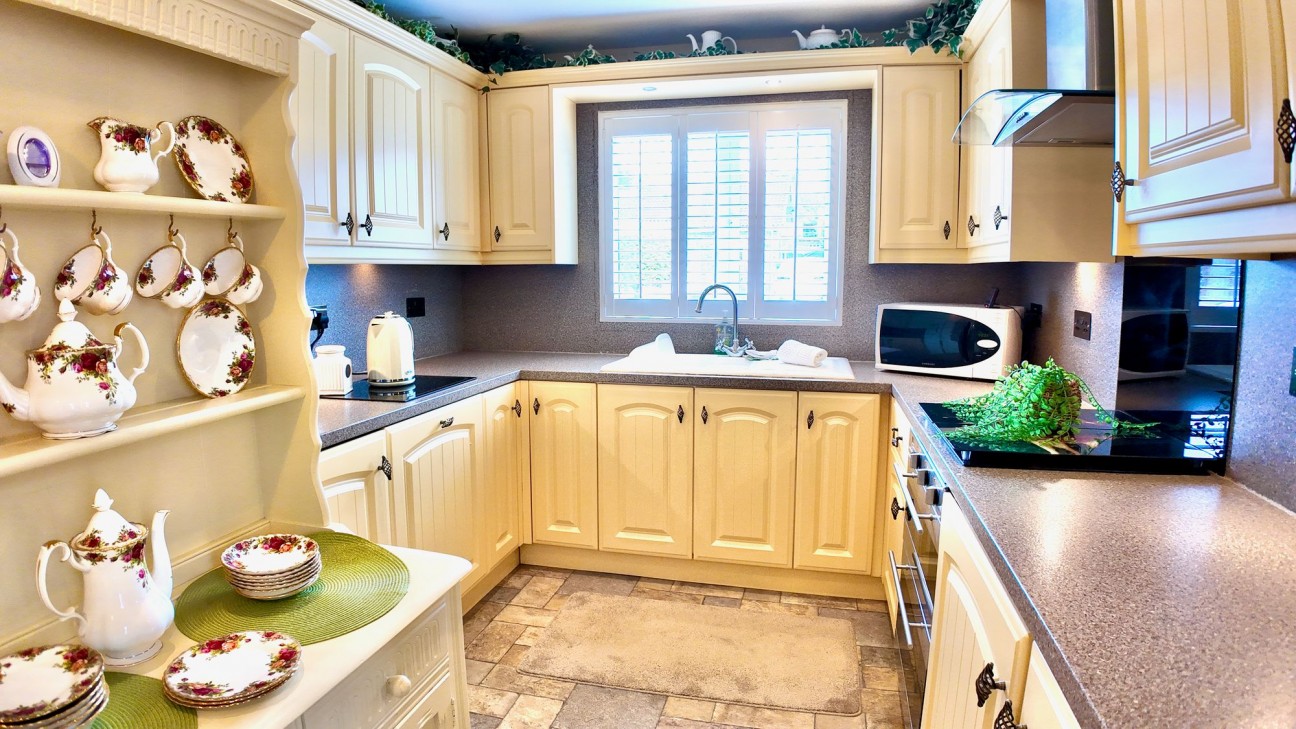 Raglan Close, Blackwood, NP12