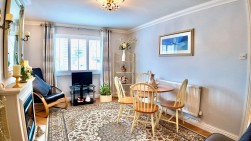 Raglan Close, Blackwood, NP12