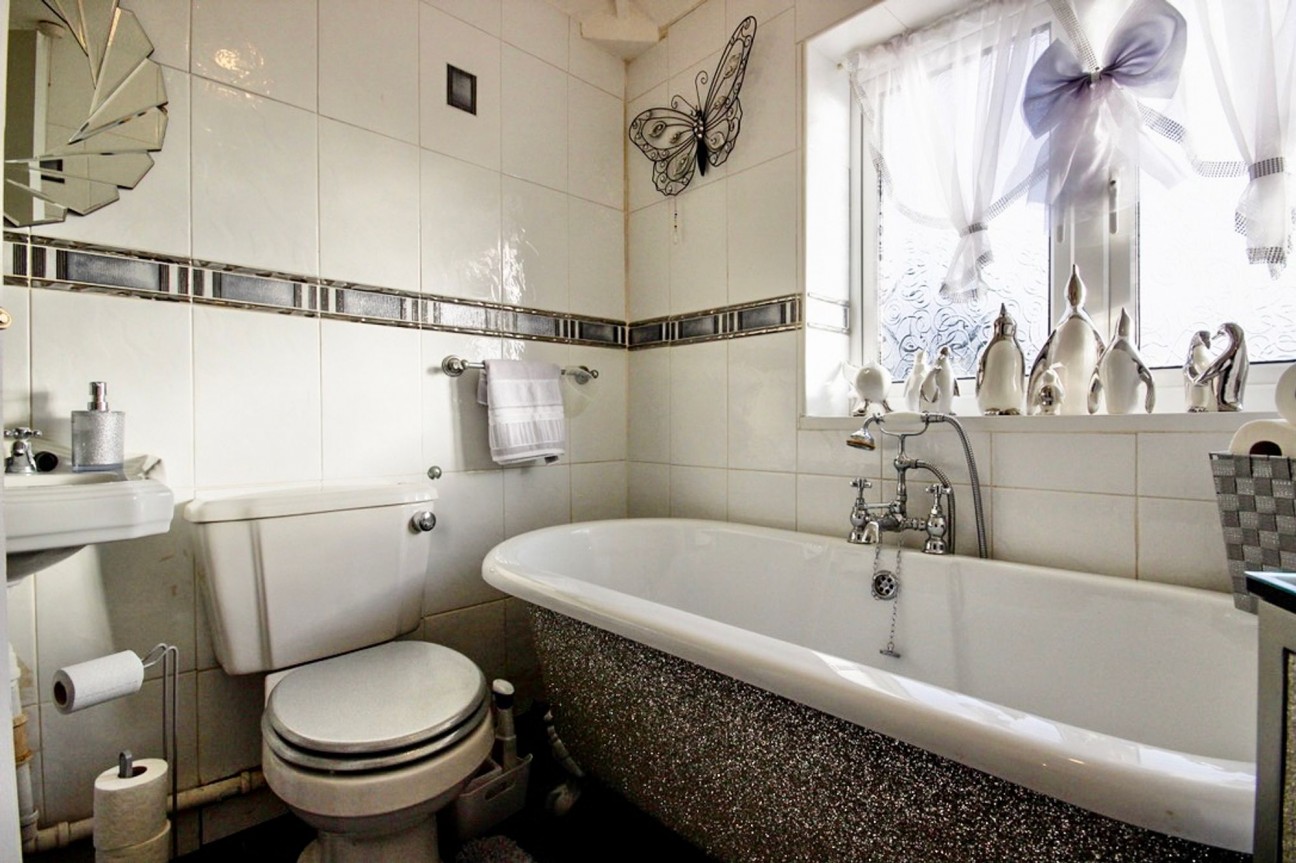 Brynglas Avenue, Pontllanfraith, NP12