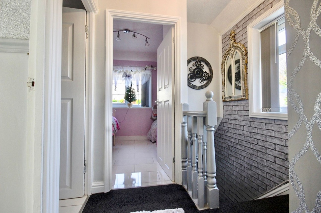 Brynglas Avenue, Pontllanfraith, NP12