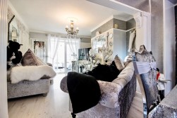 Brynglas Avenue, Pontllanfraith, NP12