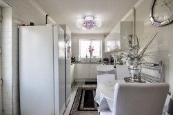 Brynglas Avenue, Pontllanfraith, NP12