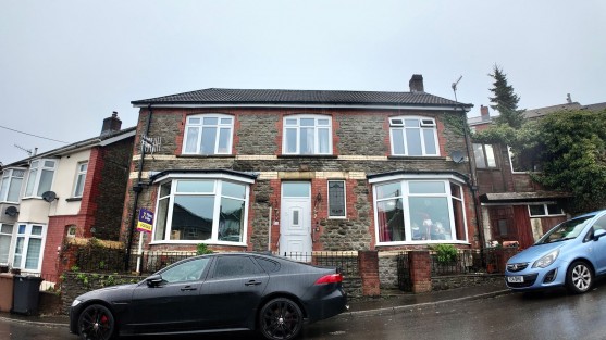 Windsor Avenue, Newbridge, NP11