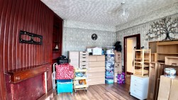 Windsor Avenue, Newbridge, NP11