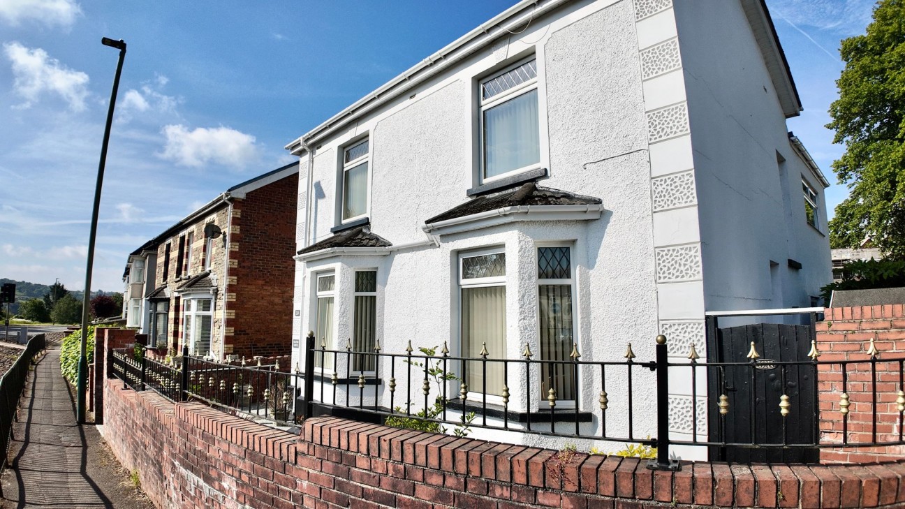 Blackwood Road, Pontllanfraith, NP12