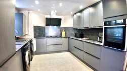 Hillside Road, Crumlin, NP11