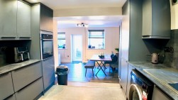 Hillside Road, Crumlin, NP11