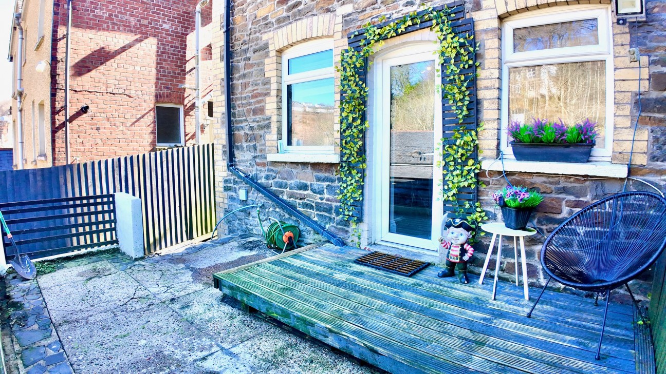 Hillside Road, Crumlin, NP11