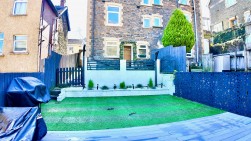 Hillside Road, Crumlin, NP11