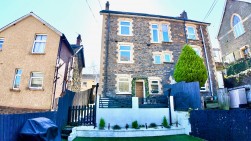 Hillside Road, Crumlin, NP11