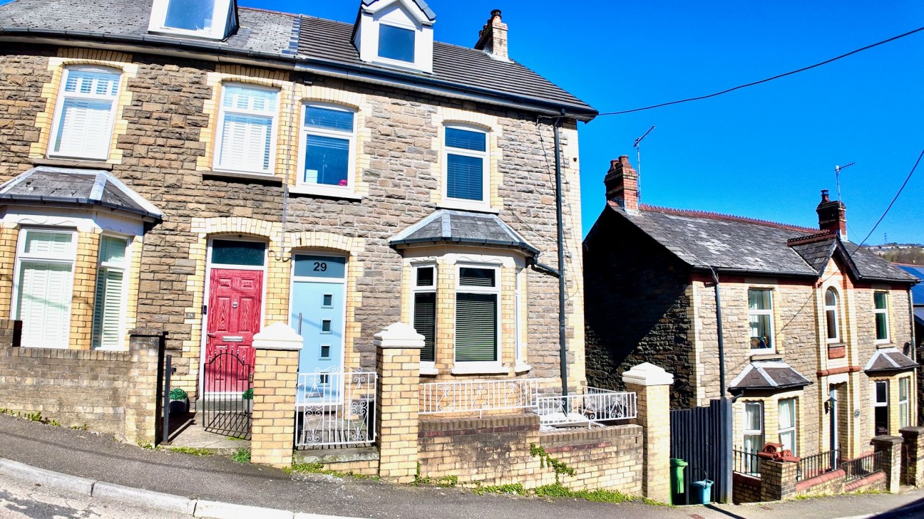 Hillside Road, Crumlin, NP11