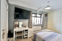Bryn Road, Markham, NP12