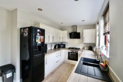 Bryn Road, Markham, NP12