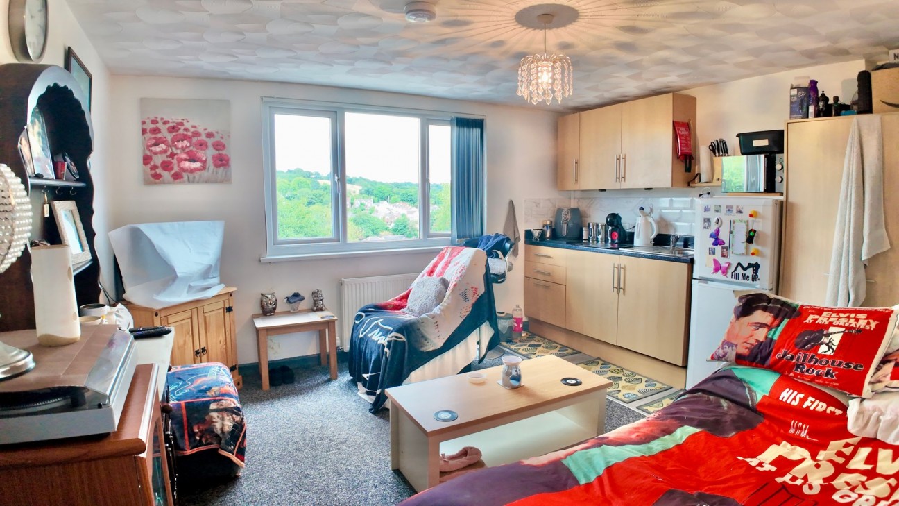 High Street, Blackwood, NP12