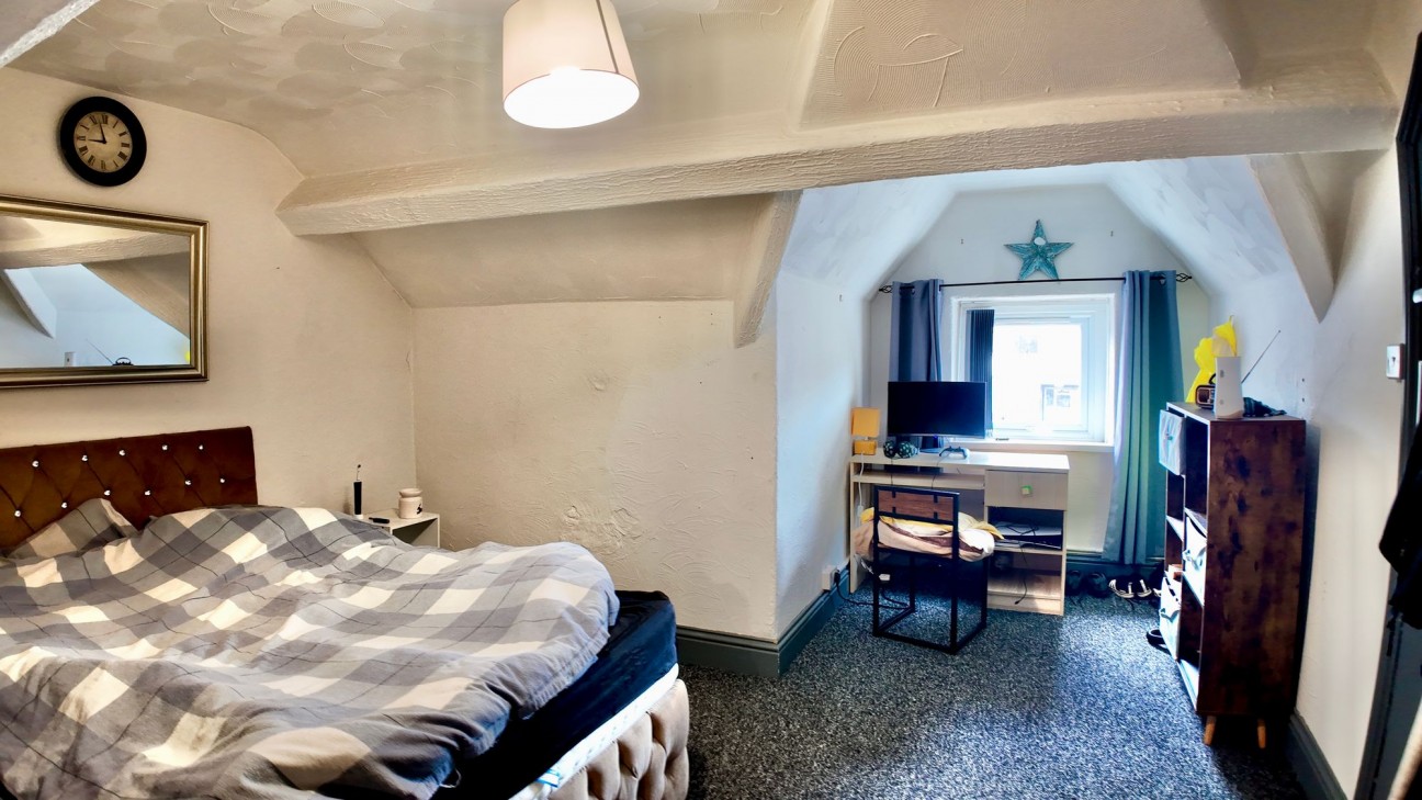 High Street, Blackwood, NP12