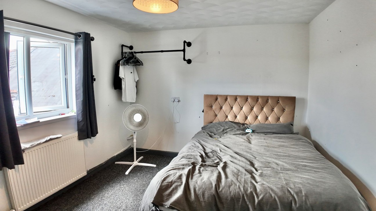 High Street, Blackwood, NP12